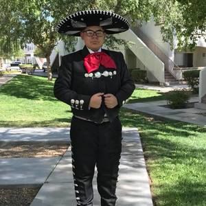 Meet your Posher, Alex